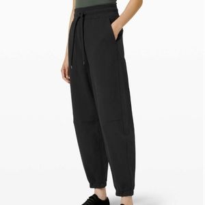 Lululemon Relaxed Fit Super-High Rise French Terry Full Length Jogger black sz 2